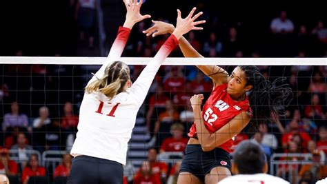 Wisconsin volleyball swept by Nebraska, falls out of Big Ten race